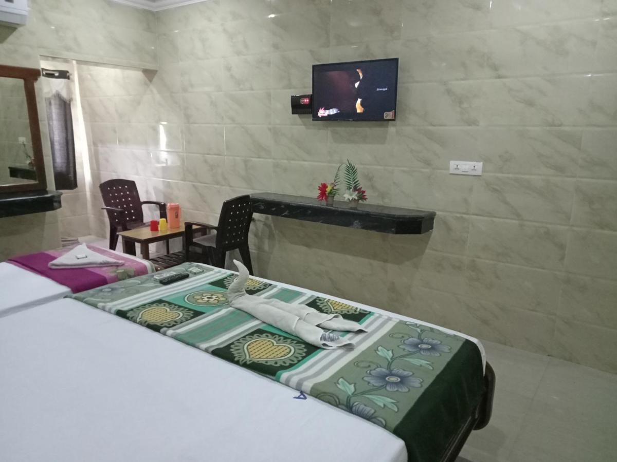 Hotel Senthur Raja ราเมศวาราม ภายนอก รูปภาพ