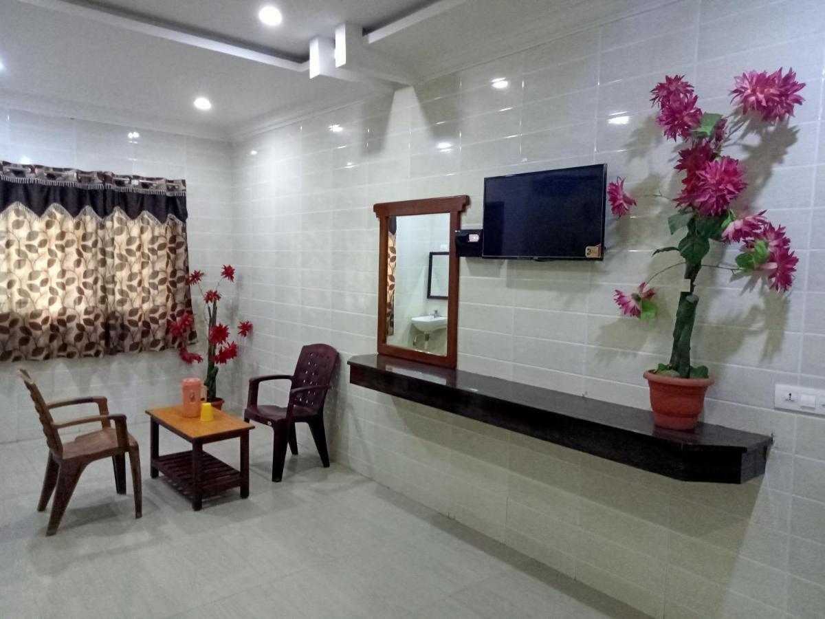 Hotel Senthur Raja ราเมศวาราม ภายนอก รูปภาพ